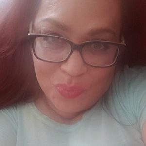 Meet your Posher, Roxy